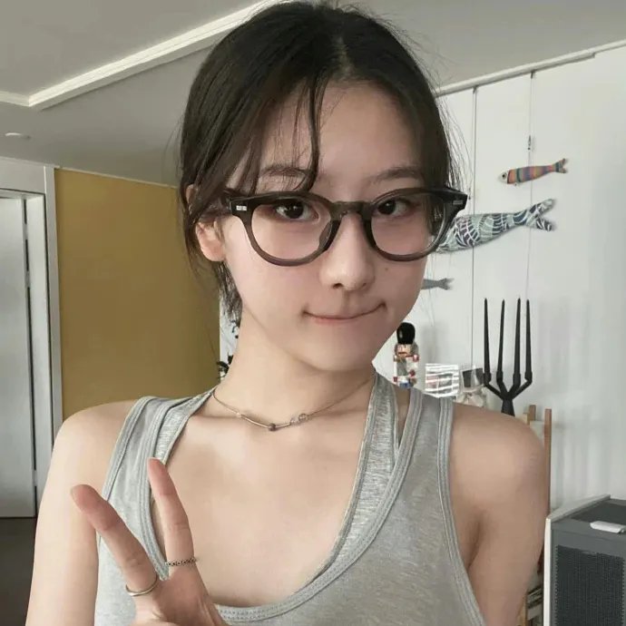 荒林艳骨